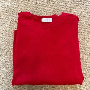 New! Beautiful, timeless cashmere crew neck sweater